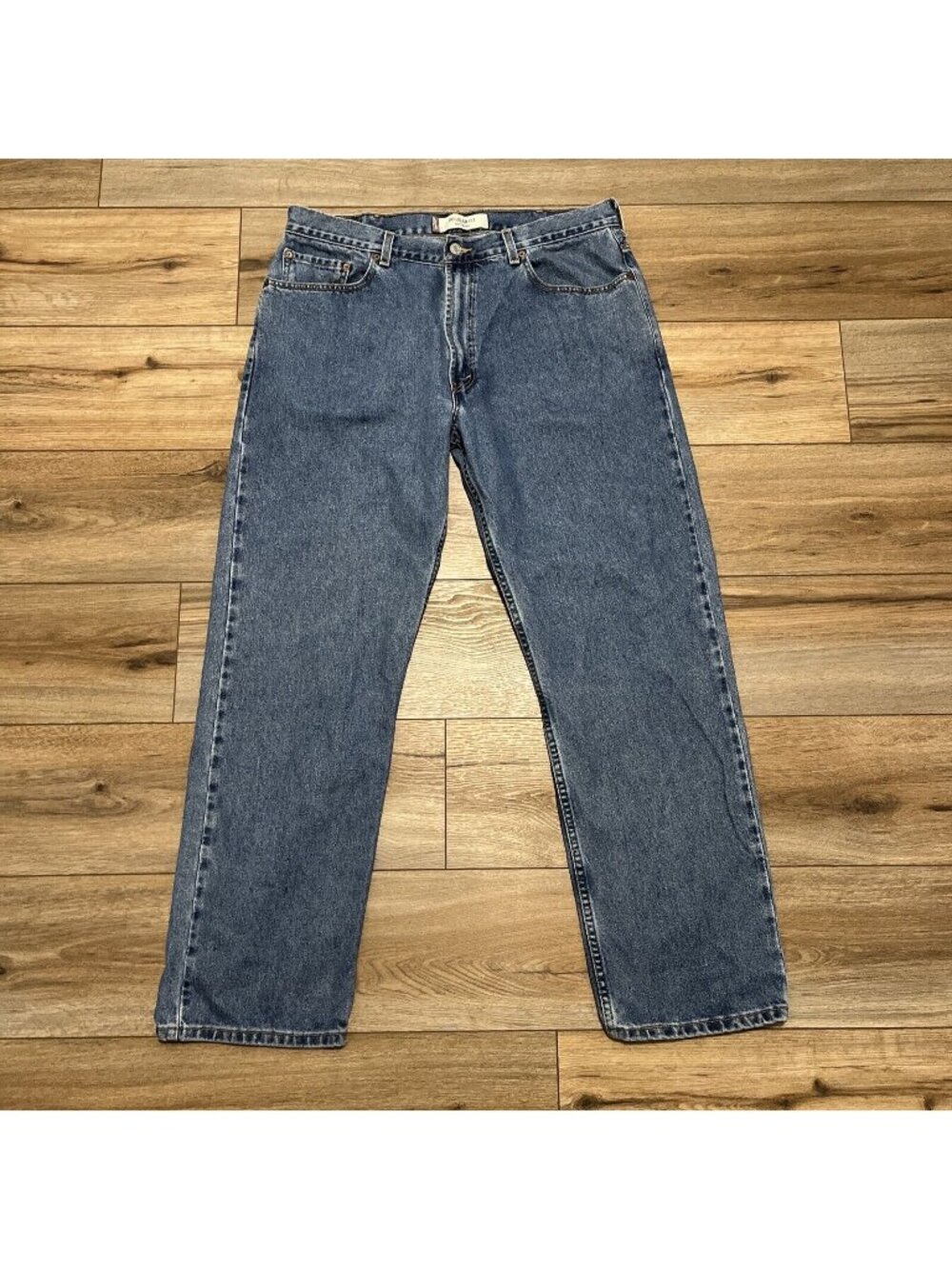 Men's Levis 505 Regular Fit Denim Jeans SZ 38x32 Blue Cotton Modern Red Tab